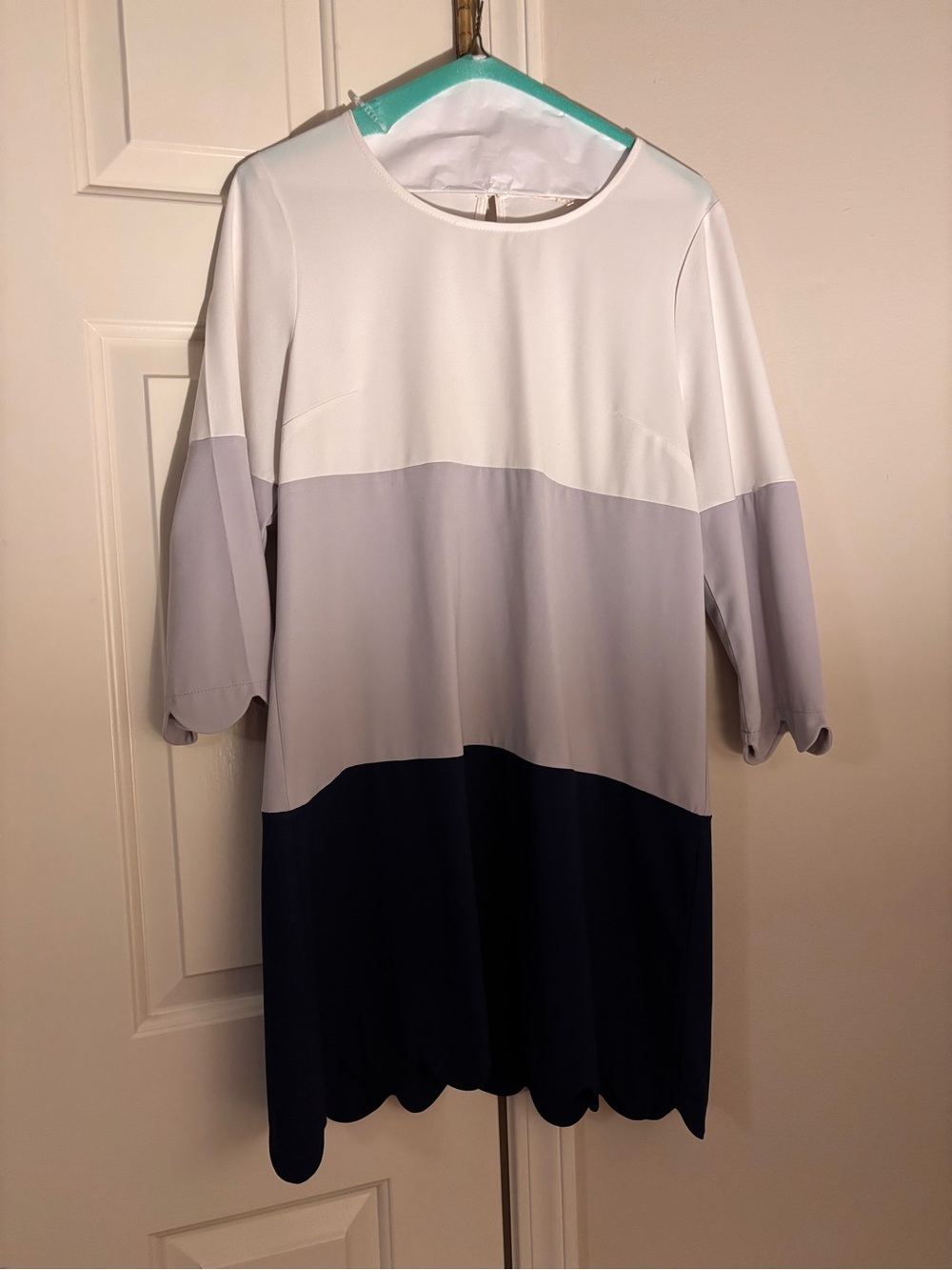 entro White, Light Gray & Navy Scallop-Hem Colorblock 3/4 Long Sleeve Dress